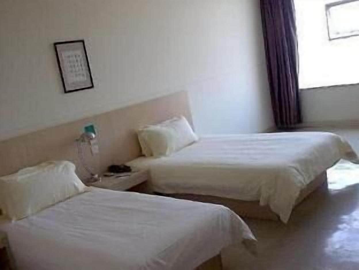 Jingjiang Inn Shanghai Jiading Chengzhong Road Экстерьер фото