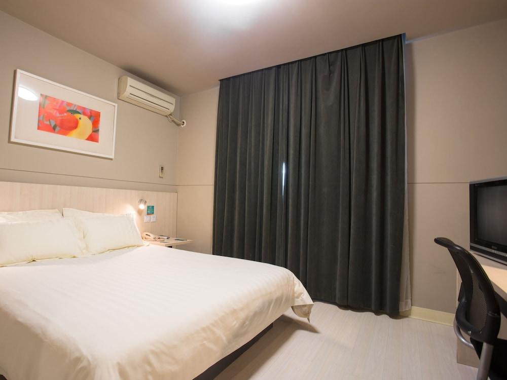 Jingjiang Inn Shanghai Jiading Chengzhong Road Экстерьер фото