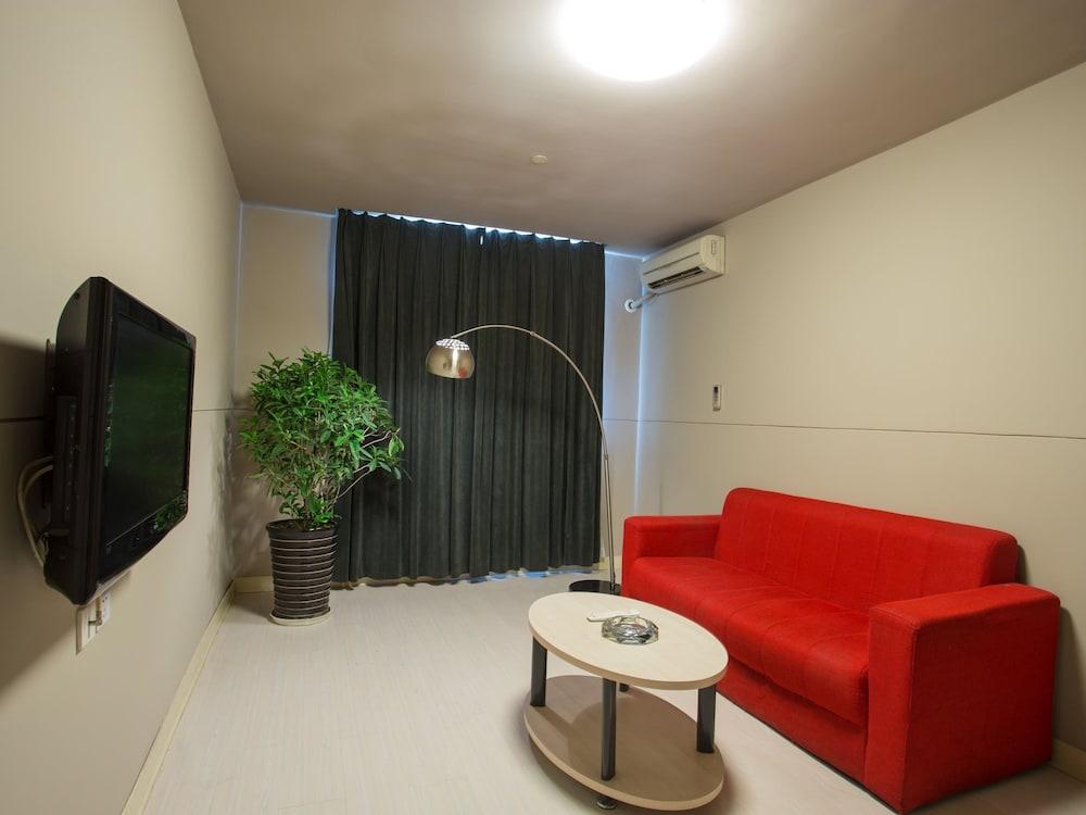 Jingjiang Inn Shanghai Jiading Chengzhong Road Экстерьер фото
