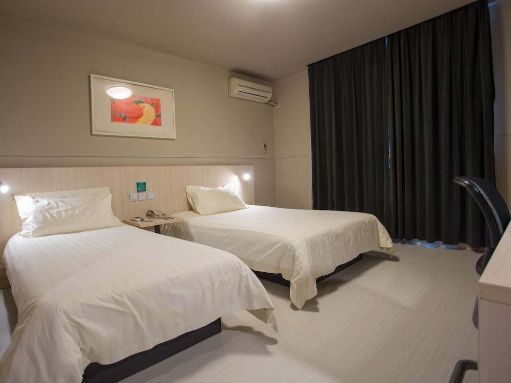 Jingjiang Inn Shanghai Jiading Chengzhong Road Экстерьер фото