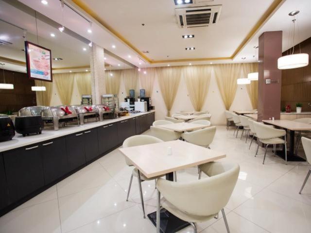 Jingjiang Inn Shanghai Jiading Chengzhong Road Экстерьер фото