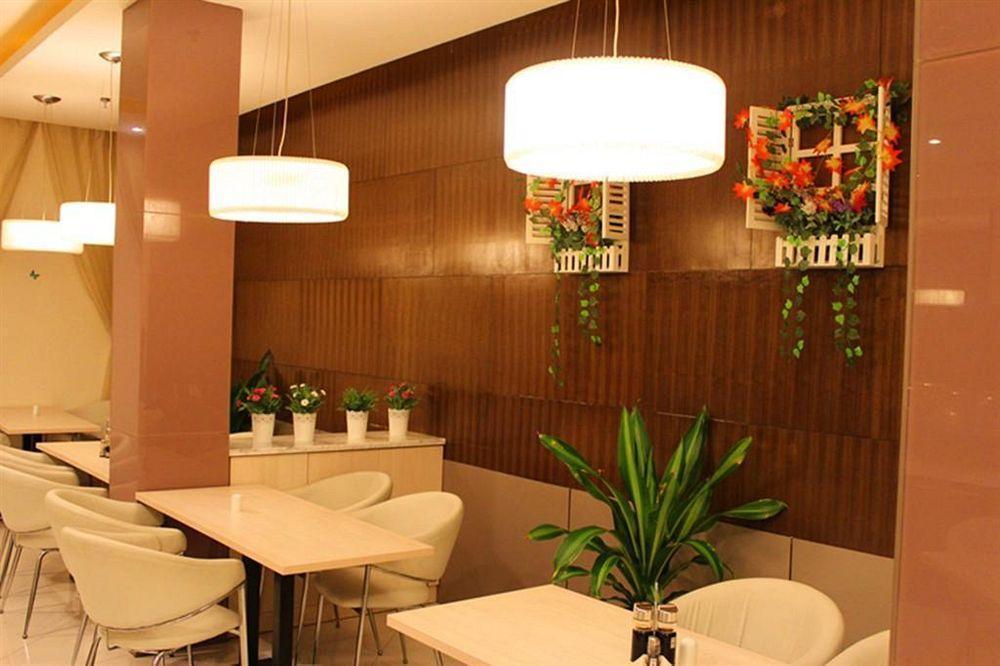 Jingjiang Inn Shanghai Jiading Chengzhong Road Экстерьер фото